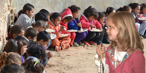 Kinderen bidden voor oorlogsKinderen